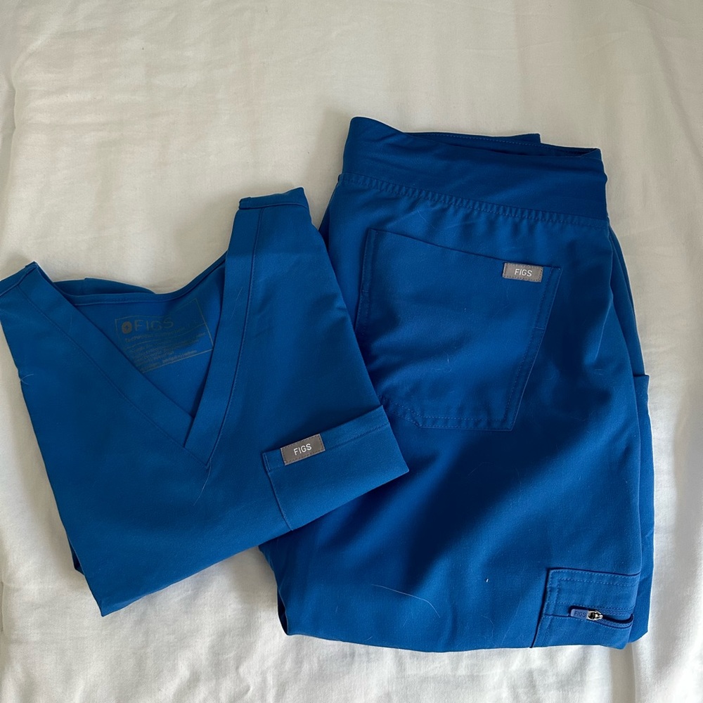 Royal Blue FIGS Scrub Set
